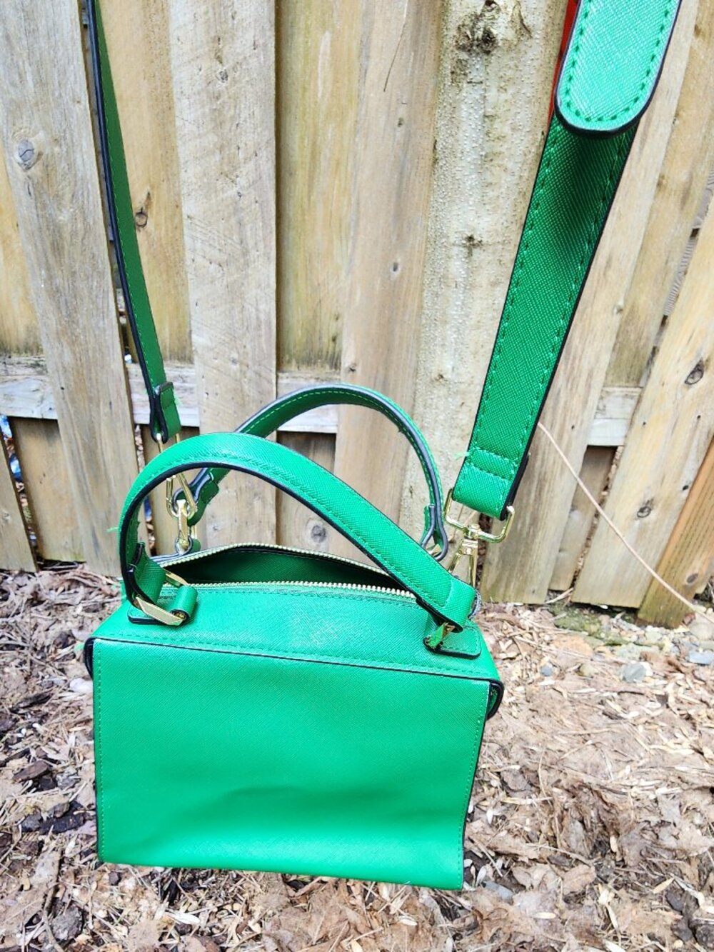 GUC Women's Steve Madden Kelly Green satchel crossbody bag - Picture 7 of 16